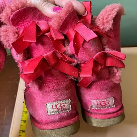 UGG Pink Boots With BowsโSize 8 WORNโUSED - Picture 7 of 15